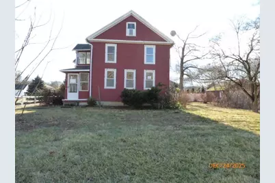 49 South St, Agawam, MA 01001 - Photo 1