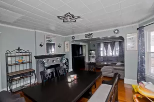 41 Embury St, Springfield, MA 01109 - Photo 36