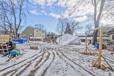 41 Embury St, Springfield, MA 01109 - Photo 4