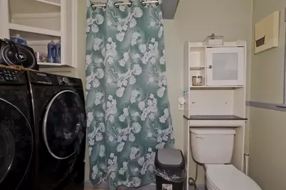 41 Embury St, Springfield, MA 01109 - Photo 12