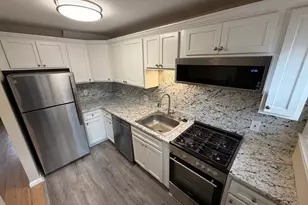 474 Cold Spring Ave, West Springfield, MA 01089 - Photo 2