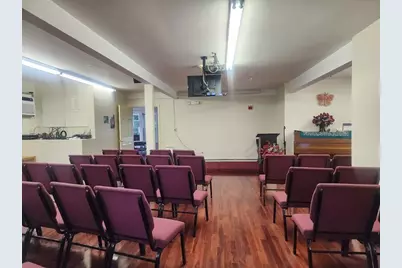 762 Southern Artery, Quincy, MA 02169 - Photo 4