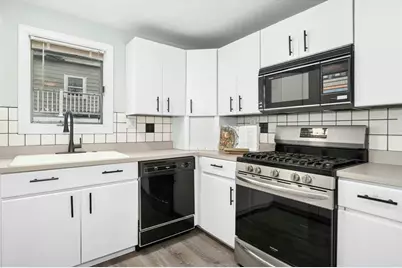 33 Lakeview Ave, Bellingham, MA 02019 - Photo 22