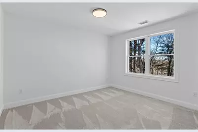 36 Jade Hill Rd, Auburn, MA 01501 - Photo 32