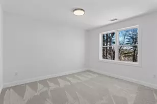 36 Jade Hill Rd, Auburn, MA 01501 - Photo 32