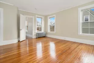 54 Las Casas St, Malden, MA 02148 - Photo 16