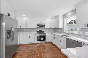 26 July, Lowell, MA 01850 - Photo 16