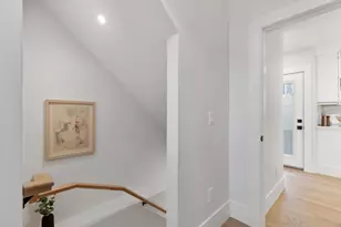 7 Bennett St, Medford, MA 02155 - Photo 20