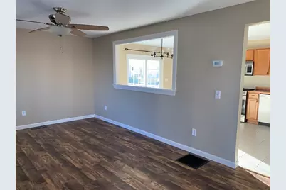 9 Omaha St. #9, Fall River, MA 02721 - Photo 8