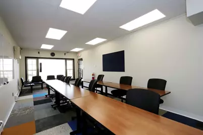 597 Dartmouth St #AB, Dartmouth, MA 02748 - Photo 8