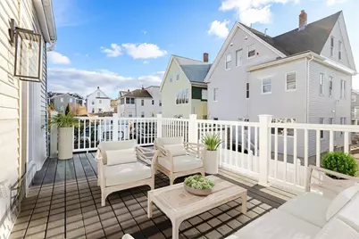 7 Bennett St #2, Medford, MA 02155 - Photo 6