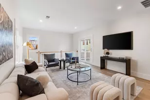 7 Bennett St, Medford, MA 02155 - Photo 4