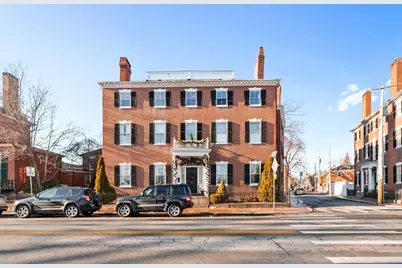 31 Washington Sq North #3, Salem, MA 01970 - Photo 1