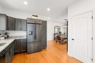 73 Tea Party Dr, Uxbridge, MA 01569 - Photo 14