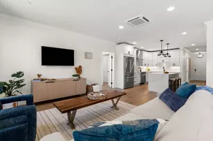 16 Franklin St, Salem, MA 01970 - Photo 8