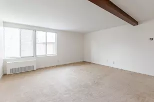 8 Longwood Dr, Andover, MA 01810 - Photo 10