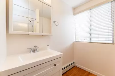 8 Longwood Drive #4, Andover, MA 01810 - Photo 6