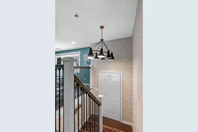 54 Methuen Rd, Dracut, MA 01826 - Photo 2