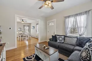 37 Wallis Park, Lunenburg, MA 01462 - Photo 2