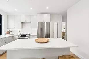 256 Dorchester St, Boston, MA 02127 - Photo 10