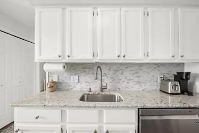 306 Beacon Park #306, Webster, MA 01570 - Photo 14