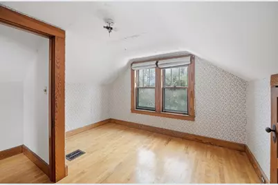 270 North East Street, Amherst, MA 01002 - Photo 16