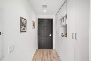 32 Traveler St, Boston, MA 02118 - Photo 8