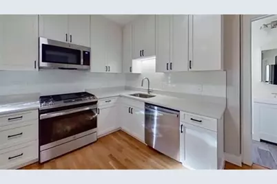 5 7 Hemman Street, Boston, MA 02131 - Photo 4