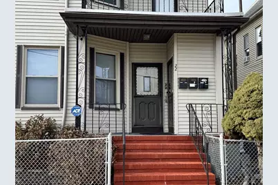 22 Dana St #1, Somerville, MA 02145 - Photo 4