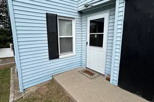 50 Hichborn St, Revere, MA 02151 - Photo 2