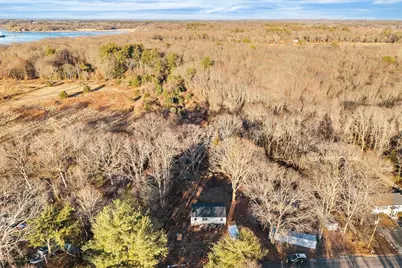 35 Water St, Berkley, MA 02779 - Photo 8