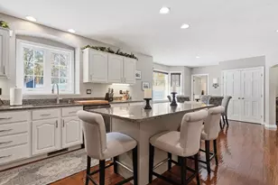 100 Farwell, Tyngsborough, MA 01879 - Photo 6