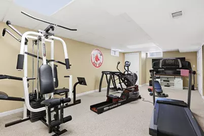 100 Farwell, Tyngsborough, MA 01879 - Photo 32