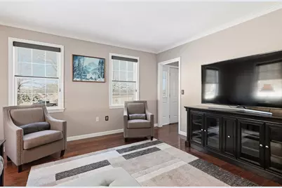 100 Farwell, Tyngsborough, MA 01879 - Photo 12