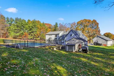 100 Farwell, Tyngsborough, MA 01879 - Photo 42
