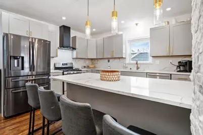 5 Orchard St, Peabody, MA 01960 - Photo 10