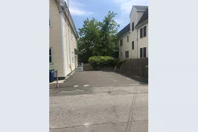 18 Murdock #1, Somerville, MA 02144 - Photo 10