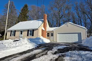 46 Woodruff Rd, Clinton, MA 01510 - Photo 1