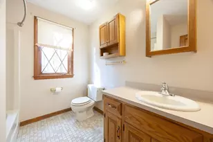 16 Oak Tree Dr, Milford, MA 01757 - Photo 32