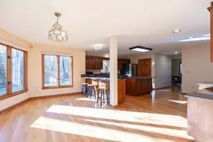 16 Oak Tree Dr, Milford, MA 01757 - Photo 14