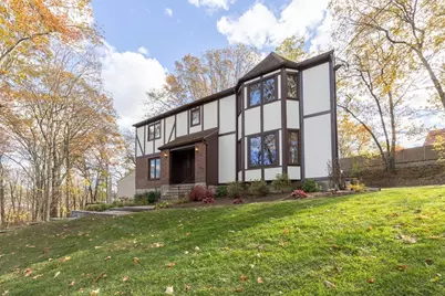 16 Oak Tree Dr, Milford, MA 01757 - Photo 2