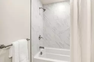 38 E Pt Dr, East Providence, RI 02916 - Photo 32