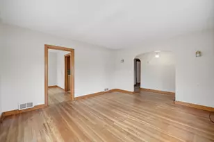 50 Warsaw Ave, Ludlow, MA 01056 - Photo 6