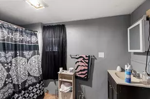 13 Groton Pl, Worcester, MA 01604 - Photo 40
