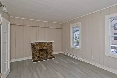 88 Prospect St, Chicopee, MA 01013 - Photo 6