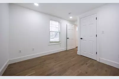 232 Pleasant St, Melrose, MA 02176 - Photo 16