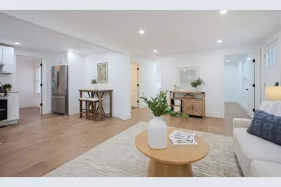 232 Pleasant St, Melrose, MA 02176 - Photo 4