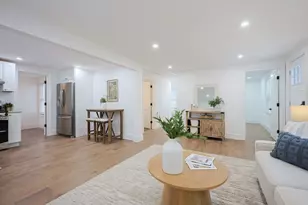 232 Pleasant St, Melrose, MA 02176 - Photo 4