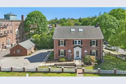 6 Windsor St, Andover, MA 01810 - Photo 2