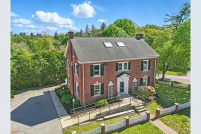 6 Windsor St, Andover, MA 01810 - Photo 4